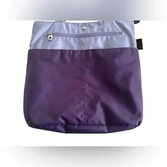 Mosey Nylon Tote Bag Mosey - Picture 3 of 10